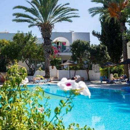 Nice Holiday Apartment Paphos ภายนอก รูปภาพ