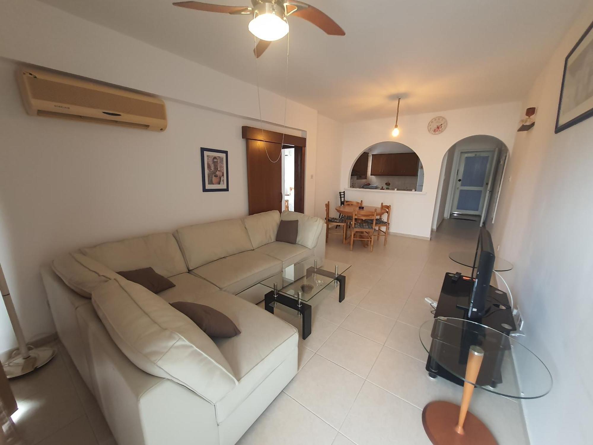 Nice Holiday Apartment Paphos ภายนอก รูปภาพ